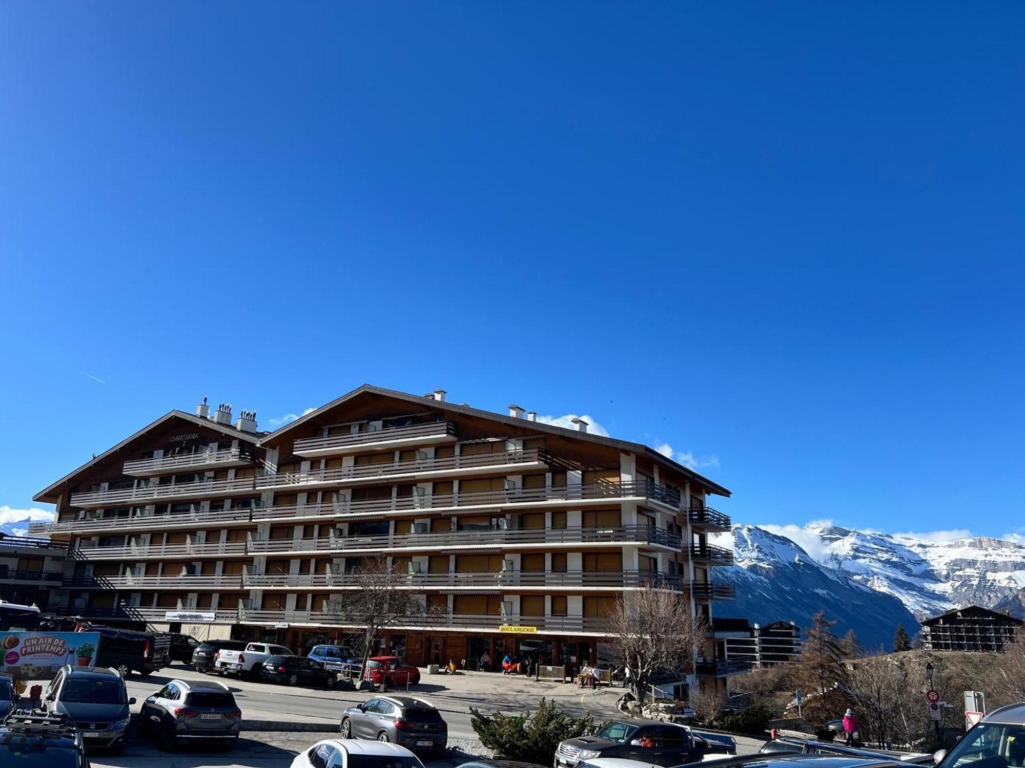 Vincenzo Appart, Confortable A Nendaz, Acces Direct Au Telecabine De Tracouet Et Parking Souterrain Inclus Apartment