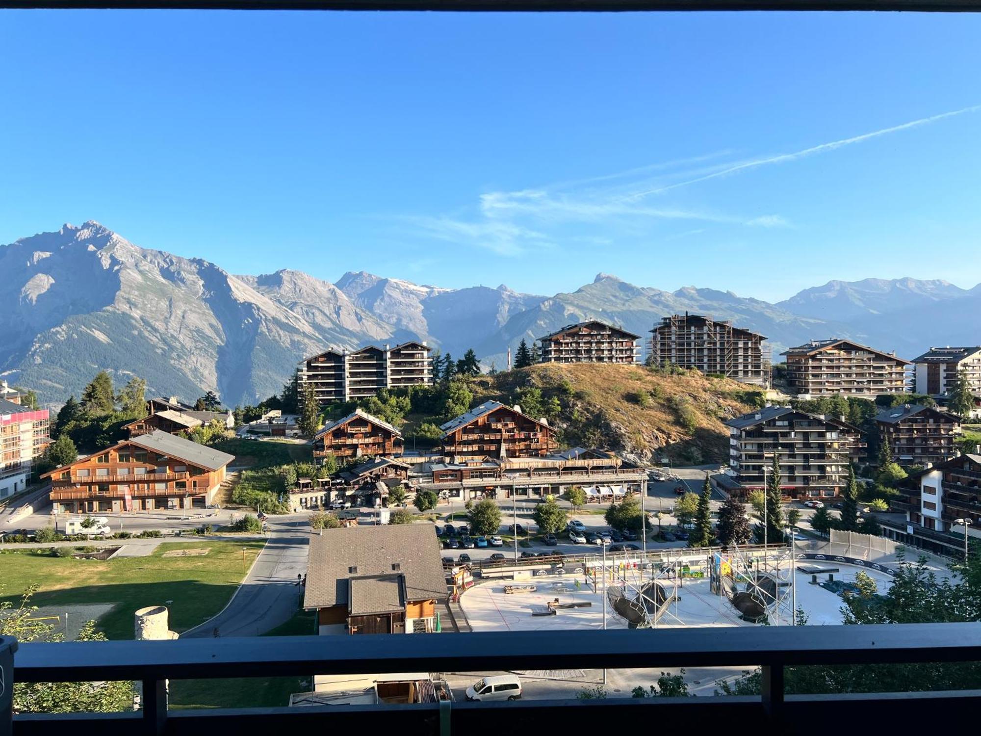 Apartment Vincenzo Appart, Confortable A Nendaz, Acces Direct Au Telecabine De Tracouet Et Parking Souterrain Inclus