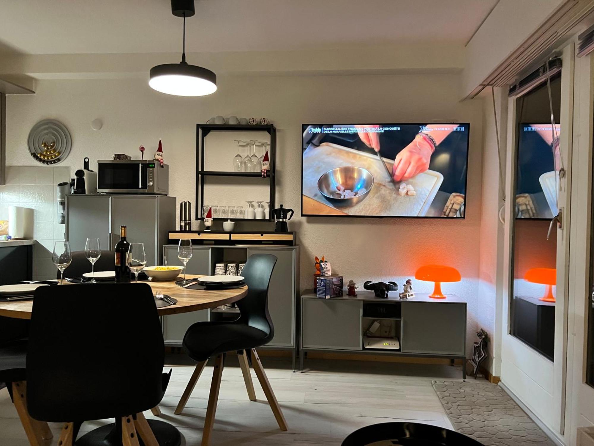 Apartment Vincenzo Appart, Confortable A Nendaz, Acces Direct Au Telecabine De Tracouet Et Parking Souterrain Inclus *