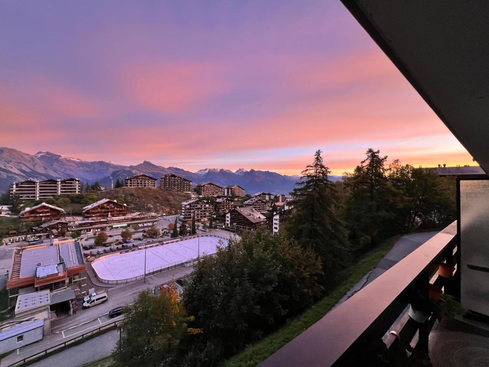 Vincenzo Appart, Confortable A Nendaz, Acces Direct Au Telecabine De Tracouet Et Parking Souterrain Inclus अपार्टमेंट Nendaz